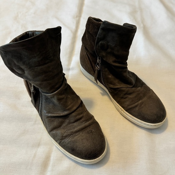 Miz Mooz 37 Lavinia Brown Suede Leather High Tops / Booties ~ Boho Slouchy 6.5-7 - Picture 1 of 8
